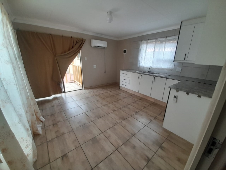 3 Bedroom Property for Sale in Geelhoutpark North West